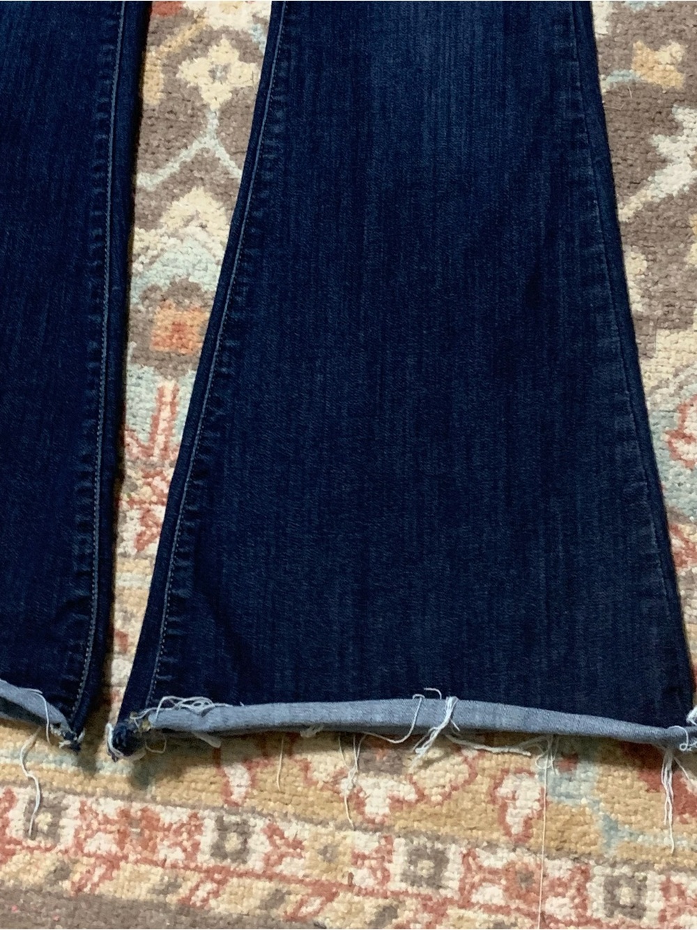 JUDY BLUE High Waist Raw Hem Dark Wash Flare Jeans 7/28 - Picture 4 of 14